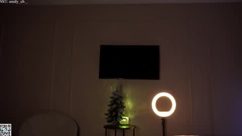 emilybatee online show from February 2025 05:54:01 PM