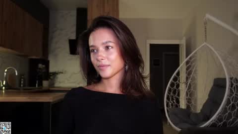 emilybatee online show from July 2026 05:00:02 PM