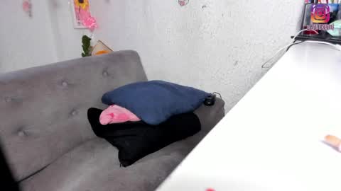 Emily online show from April 2026 07:34:02 PM