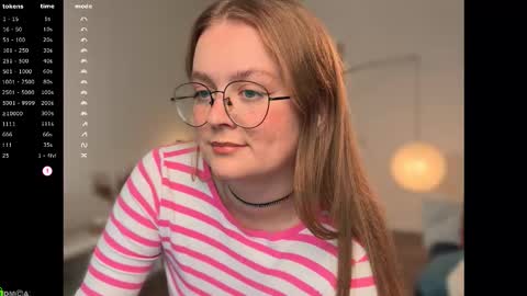 Emily  online show from November 2025 01:06:01 PM