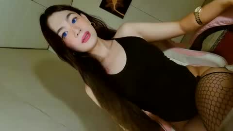 ariane online show from October 2025 10:47:02 AM