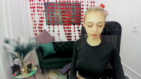 Emily online show from February 2026 07:21:01 PM