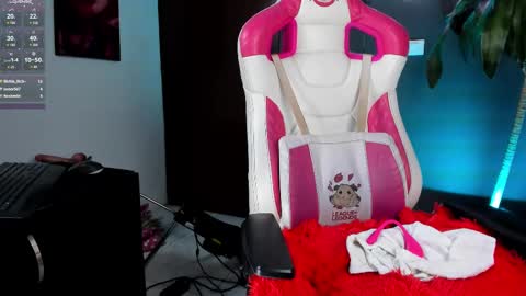 Emily Jhonson online show from February 2025 06:09:02 PM