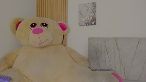 EMI online show from April 2026 11:31:02 PM