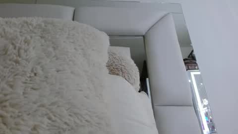 emily monrro online show from December 2024 07:12:02 PM