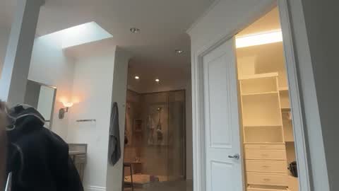 Snapshot of emilyparkerrr chatting on February 2026 08:09:02 PM emilyparkerrr online show from February 2026 08:09:02 PM