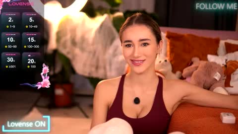 Snapshot of emilyraymont chatting on October 2025 04:36:01 AM Emily online show from October 2025 04:36:01 AM