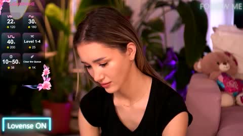 Snapshot of emilyraymont chatting on December 2025 06:23:01 AM Emily online show from December 2025 06:23:01 AM