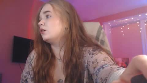 Snapshot of emilyrisse chatting on October 2025 05:20:02 PM Emily  Emi online show from October 2025 05:20:02 PM