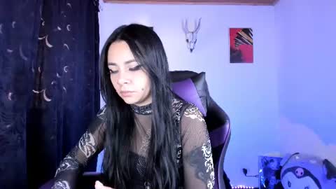  Emily Support me to have 100 likes plx online show from July 2026 05:56:02 PM