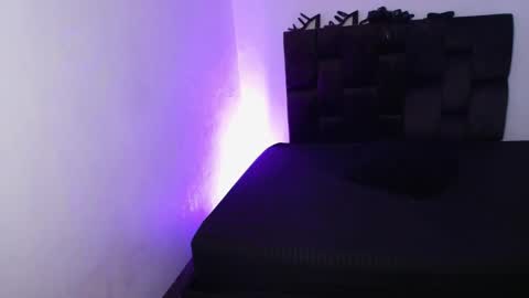 Emily online show from December 2024 12:00:02 AM