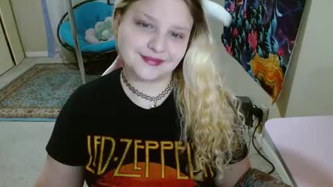 emily haze online show from January 2025 06:10:01 AM