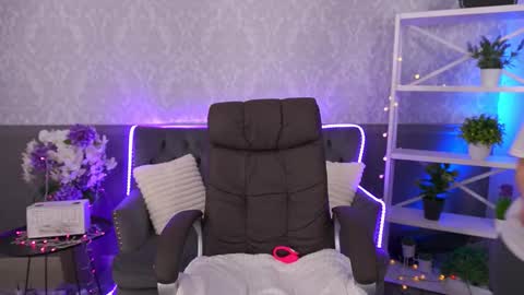 Snapshot of emilysunshines chatting on November 2025 08:13:02 AM MY NAME IS Emily WELCOME EVERYONE I WILL BE HAPPY TO GIVE YOU WHAT YOU HAVE DREAMED OF FOR SO LONG online show from November 2025 08:13:02 AM