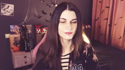 Emily online show from October 2025 02:13:01 AM