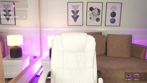 Emily Turner  online show from March 2026 07:19:02 AM