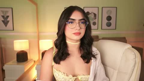 Emily Turner  online show from April 2026 07:11:02 PM