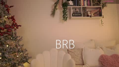 IG thickemmsss online show from December 2024 11:01:02 PM