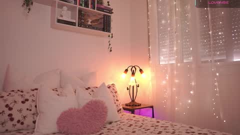 IG thickemmsss online show from October 2025 02:04:01 PM