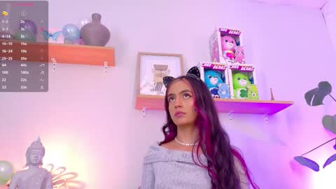 Snapshot of emilyy_bank chatting on November 2025 07:27:01 PM Emily Bank online show from November 2025 07:27:01 PM