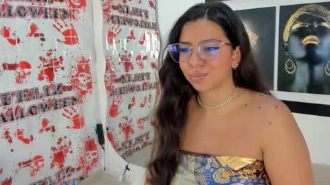 Snapshot of emilyy_cooperr chatting on November 2025 11:55:02 AM emilyy_cooperr online show from November 2025 11:55:02 AM