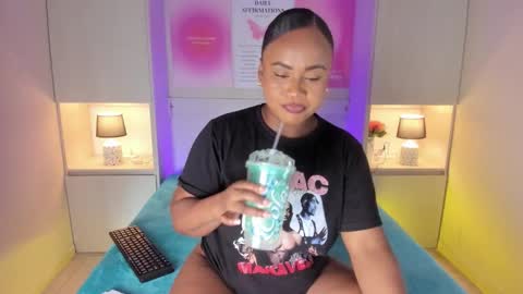 Emily online show from December 2025 08:16:02 PM