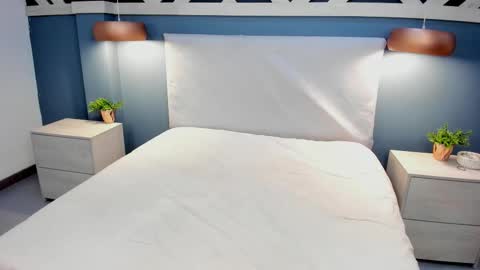 Snapshot of emilyzahar chatting on December 2025 12:53:02 PM Emily online show from December 2025 12:53:02 PM