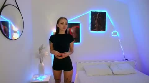 Emily online show from June 2026 08:28:01 AM