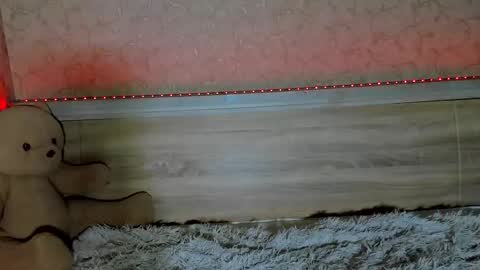 Emma online show from October 2025 09:38:02 PM