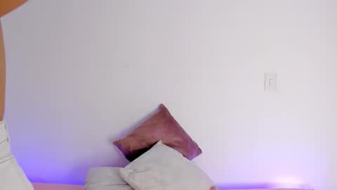 Snapshot of emma_980 chatting on November 2025 11:56:02 AM emma online show from November 2025 11:56:02 AM