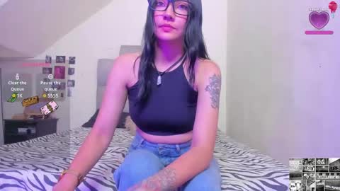 emma  online show from September 2025 07:41:01 PM