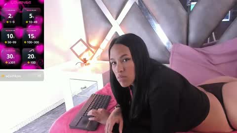 Snapshot of emma__js_ chatting on February 2025 08:42:02 PM emma__js_ online show from February 2025 08:42:02 PM