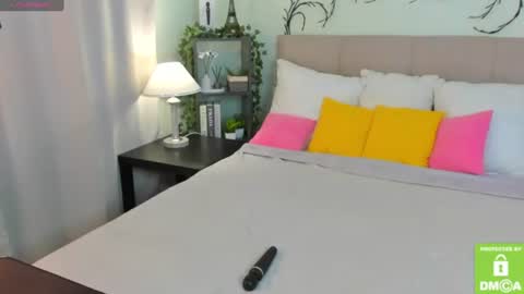 emma__peach online show from June 2026 07:35:02 AM