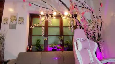 emma_ayala online show from November 2025 09:14:01 PM