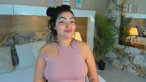 Emma  online show from February 2025 10:51:01 AM