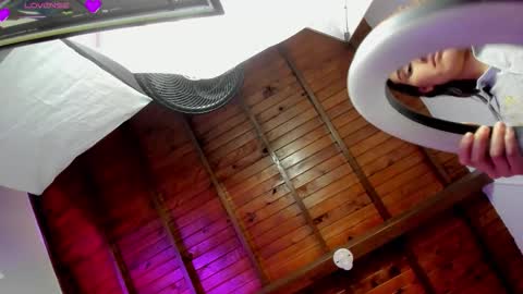 Snapshot of emma_becket01 chatting on March 2026 12:33:02 PM emmabecket online show from March 2026 12:33:02 PM