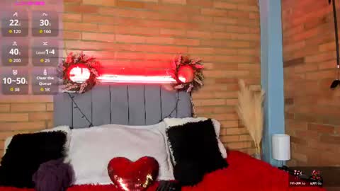 Snapshot of emma_belley chatting on June 2026 07:04:01 PM Hey Im EmmaHelp me reach 100 likes online show from June 2026 07:04:01 PM