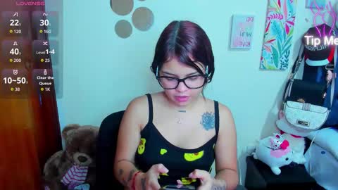 emma_boo_ online show from December 2025 04:13:01 PM