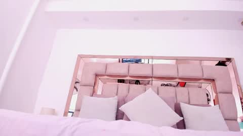 Snapshot of emma_castilloo chatting on April 2026 10:21:02 PM Emma Castillo online show from April 2026 10:21:02 PM