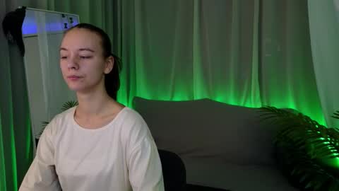 Snapshot of emma_chaser chatting on February 2026 01:34:01 AM emma_chaser online show from February 2026 01:34:01 AM