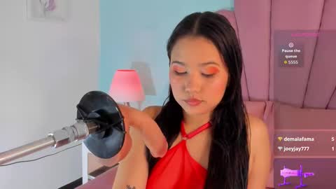 Snapshot of emma_clarke_ chatting on November 2025 04:35:01 AM emma online show from November 2025 04:35:01 AM