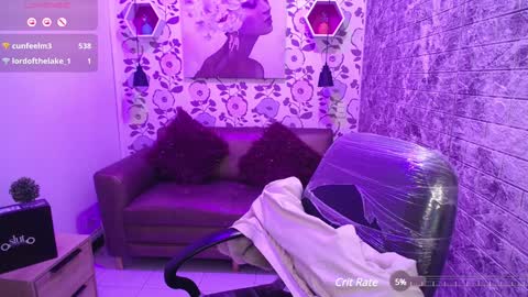 Snapshot of emma_garciaa_ chatting on January 2025 06:45:01 AM emma online show from January 2025 06:45:01 AM