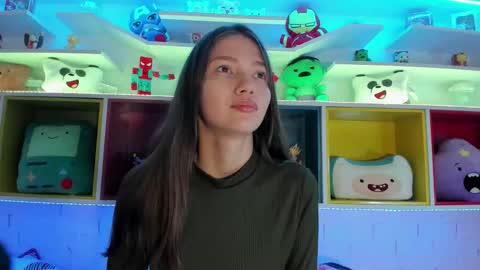 emma_jhoons online show from September 2025 11:24:02 AM