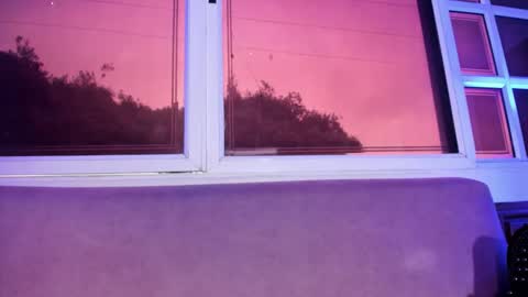 emma_jhoons online show from February 2026 11:47:02 AM