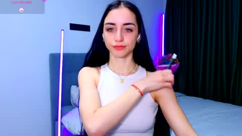 Emma online show from April 2026 03:01:01 PM