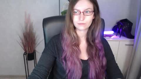 emma online show from October 2025 06:48:01 AM