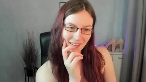 Snapshot of emma_lust94 chatting on July 2026 06:38:02 AM emma online show from July 2026 06:38:02 AM