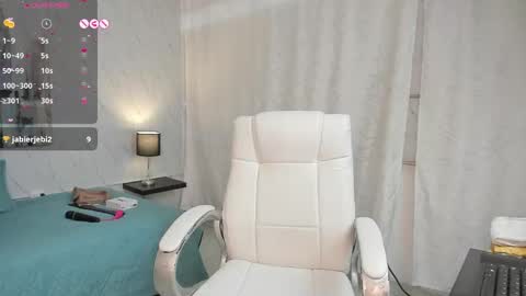 Emma  online show from January 2025 12:20:02 PM