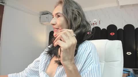 Emma  online show from February 2025 06:37:01 PM