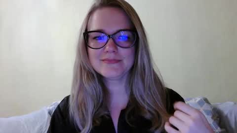Snapshot of emma_misty_ chatting on October 2025 05:35:02 PM emma_misty_ online show from October 2025 05:35:02 PM