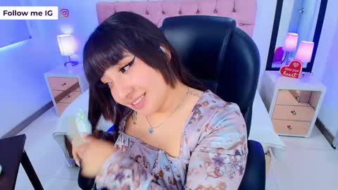 Emma Monserratt online show from March 2026 08:23:01 PM